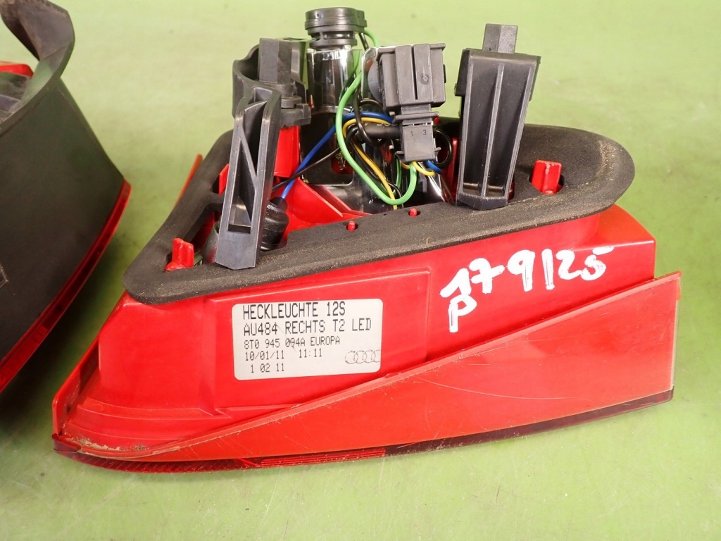 фото №10, Лампа правая задняя задняя audi a5 8t sportback 11r 8t8945096d 8t8945094a