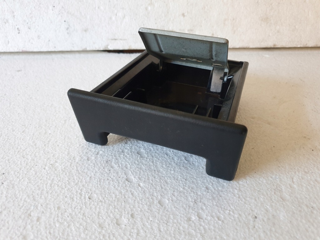 фото №1, Пепельница бардачок kia sportage i