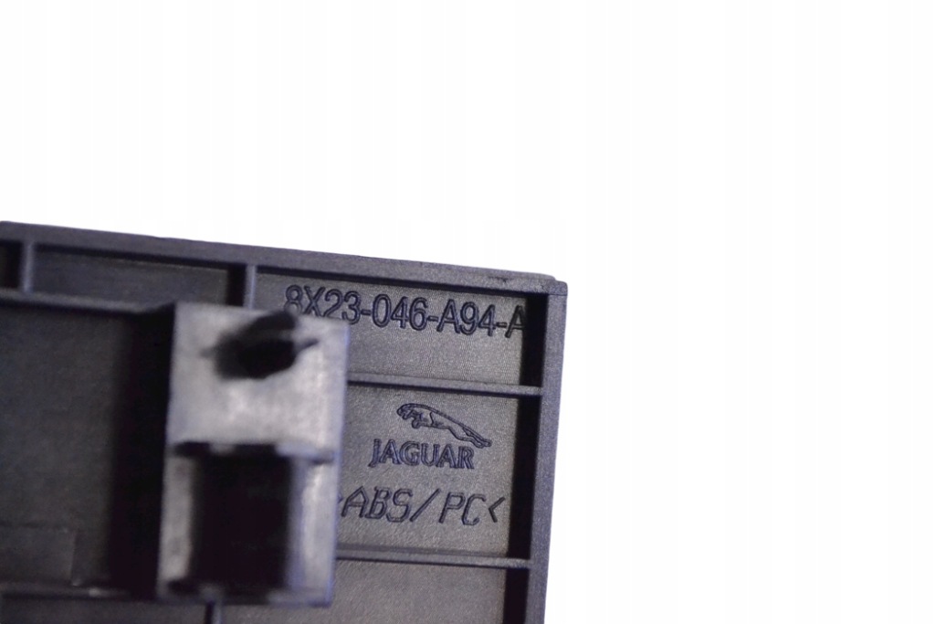 фото №5, Jaguar xf x250 2.2 d 2012 rhd панель захист панелі приладової панелі