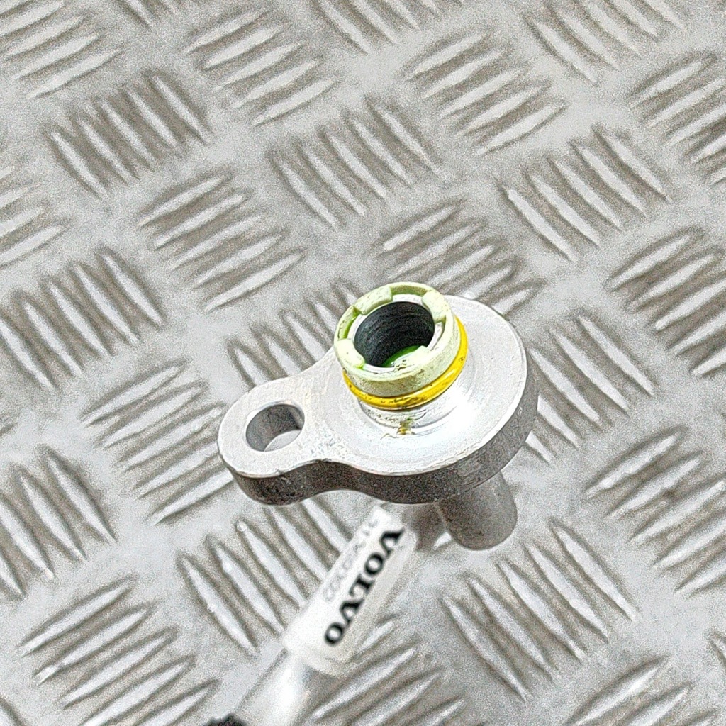 фото №5, Volvo v60 2020 пабтрубок  / шланг кондиционера a/c