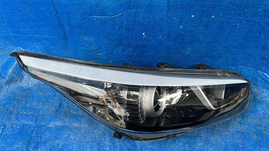 фото №1, Kia pro ceed 2012- лампа правая перед