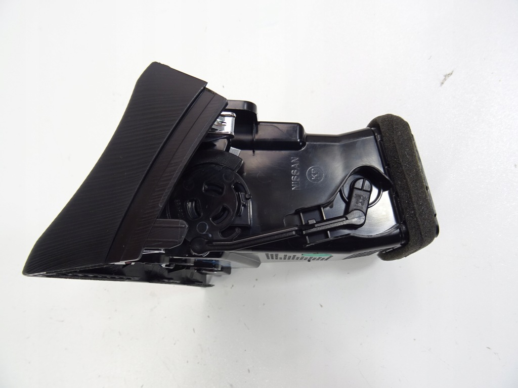 фото №7, Nissan pulsar решётка обдув правая 687613zl0a