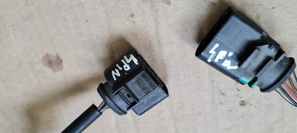 фото №7, S3 8v sedan a3 штекер колодка 6n0973805 8k0973705