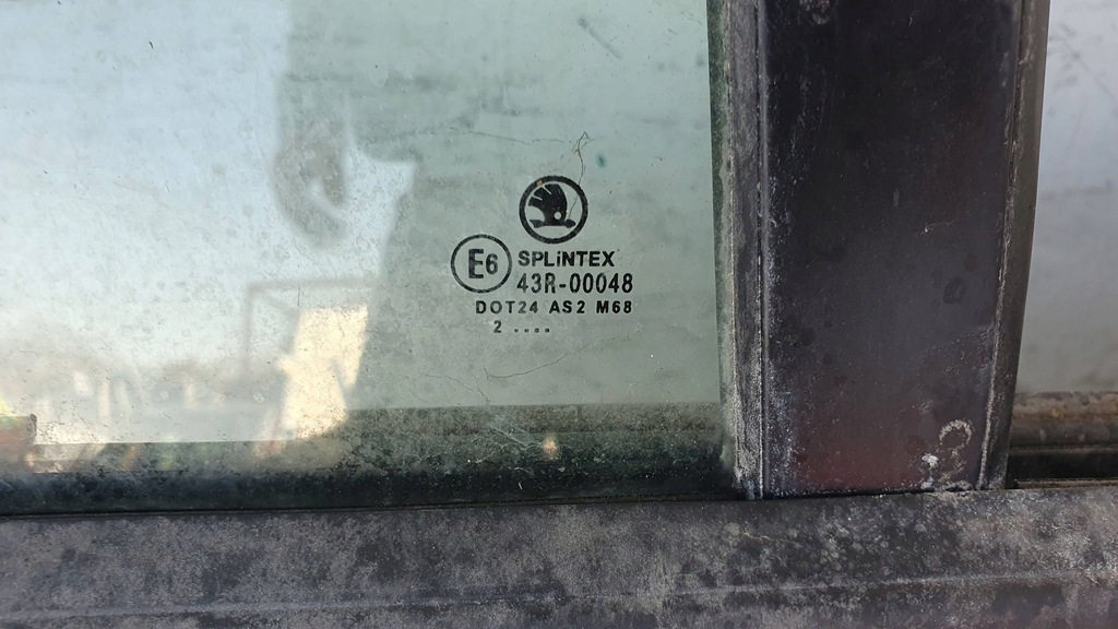 фото №6, Skoda superb 3u 1 i -08 двері праве задні задня €