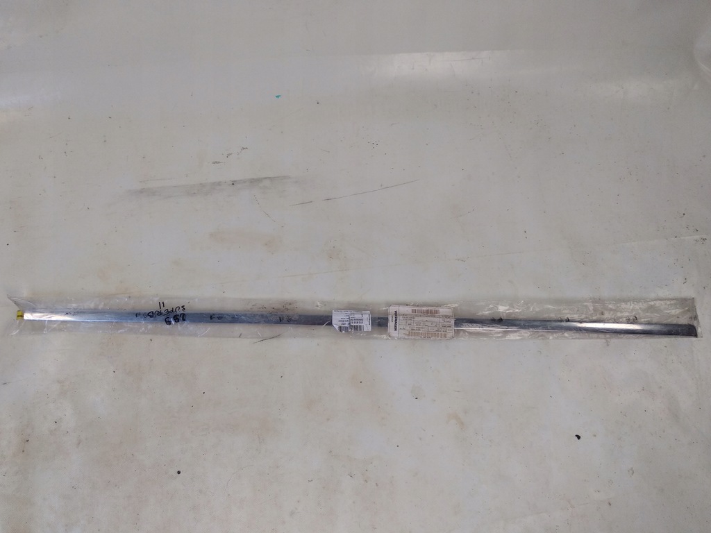 фото №9, Skoda superb ii 3t молдинг дверь левая перед хром