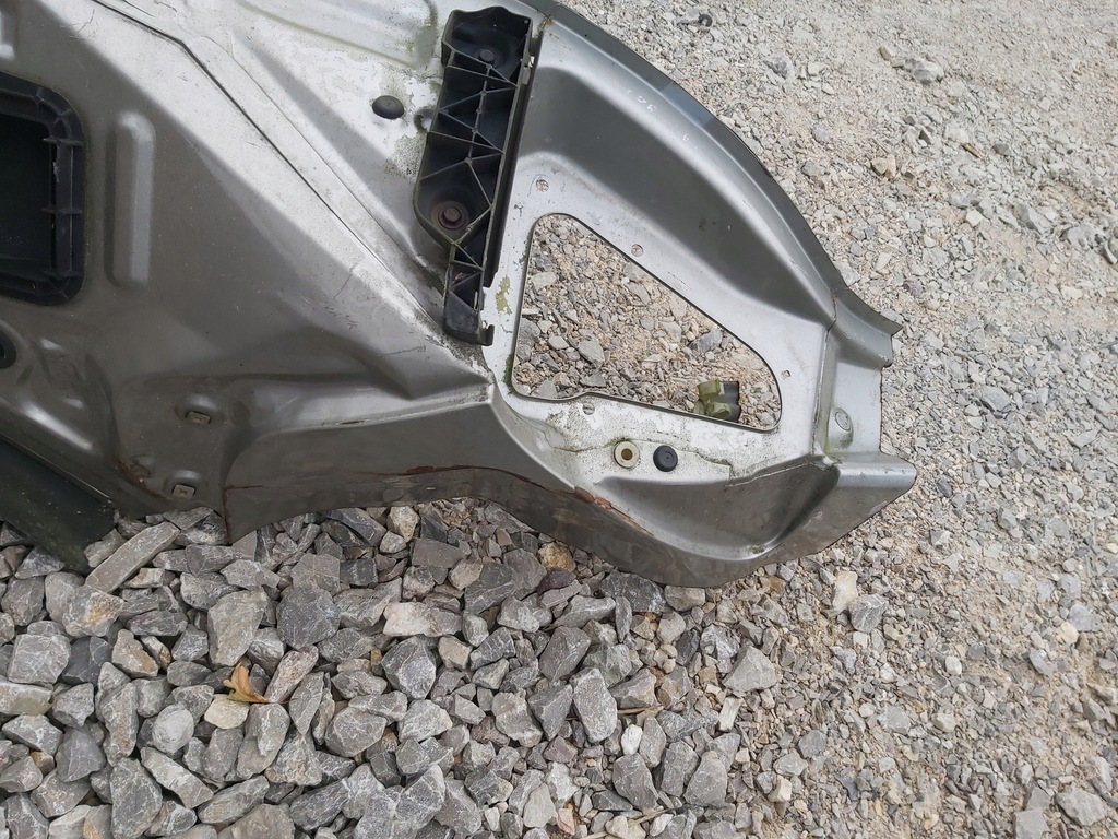 фото №6, Toyota corolla verso i pas задній панель фари 00-03r