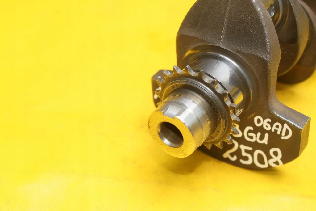 Wał коленчатый a3 8p a4 b6 b7 1.6 mpi bgu 06ad с Разборки