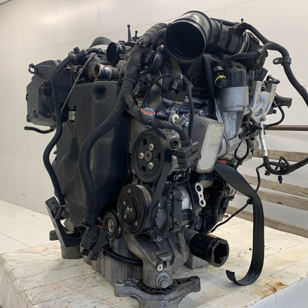 Двигун b630wm комплектний  3.0 v6 crd з обладнання maserati levante m161 18r Оригінал