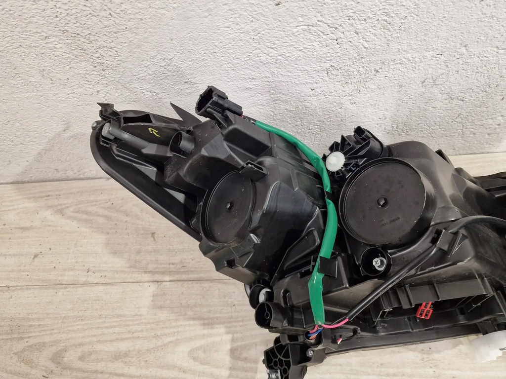 фото №8, Левая лампа перед nissan leaf ii 2 ze1 full led 17