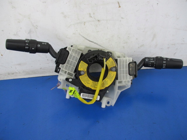 фото №1, Mazda 5 перемикач важіль світла повороту