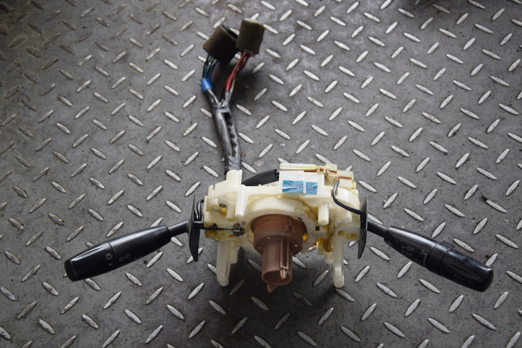 фото №1, Переключатель комбинированный kia clarus ii