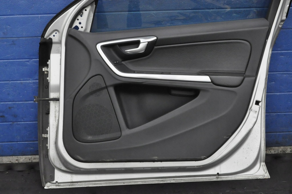 фото №16, Volvo s60 ii v60 дверь правый перед передние kpl