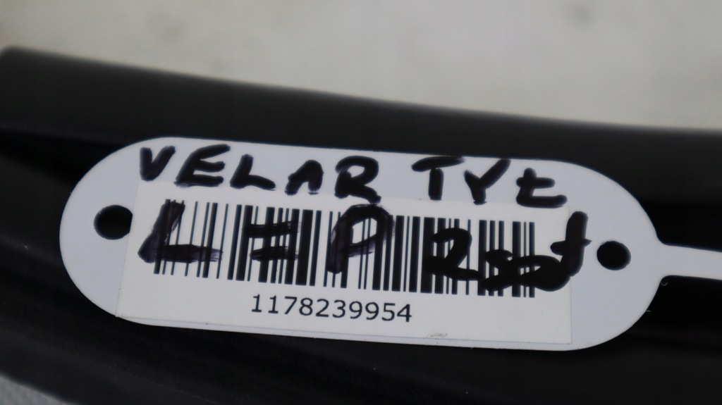 фото №10, Range rover velar l560 прокладка дверь задняя