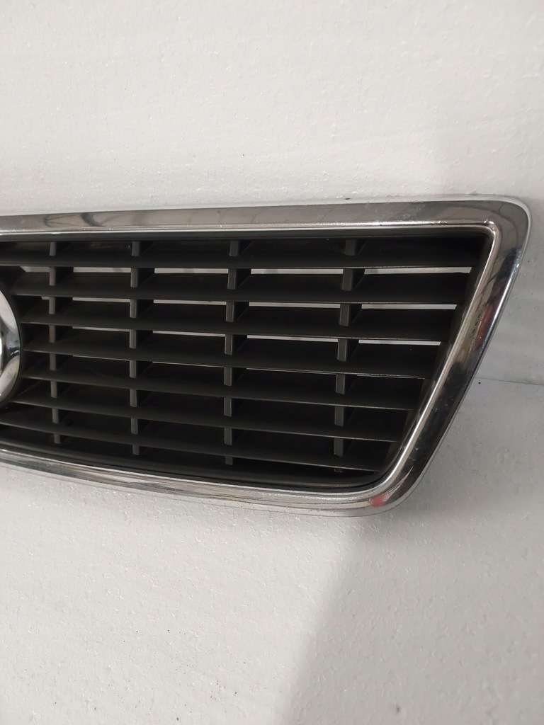 фото №5, Решітка радіатора решітка радіатора капот audi a8 d2 96-98 оригінал 4d0853651b