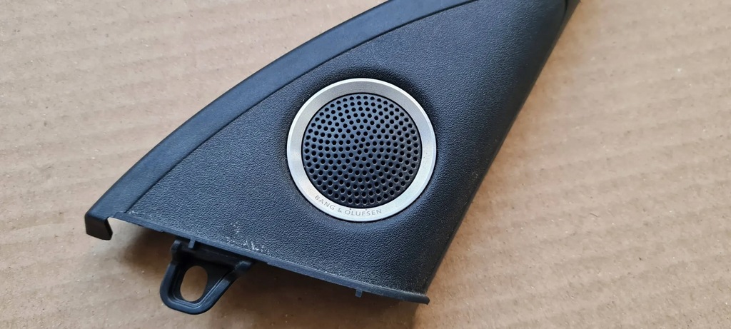 фото №10, A4 b8 s4 накладка динамика bangolufsen правая перед 8k0035424a