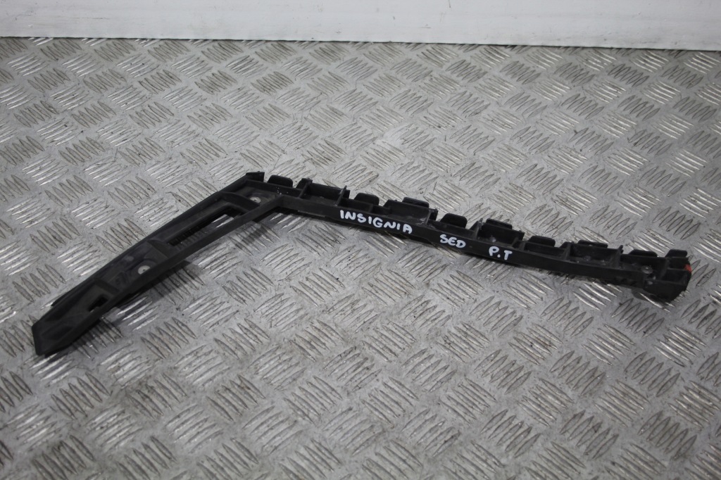 фото №1, Направляющая бампера правый задняя insignia a