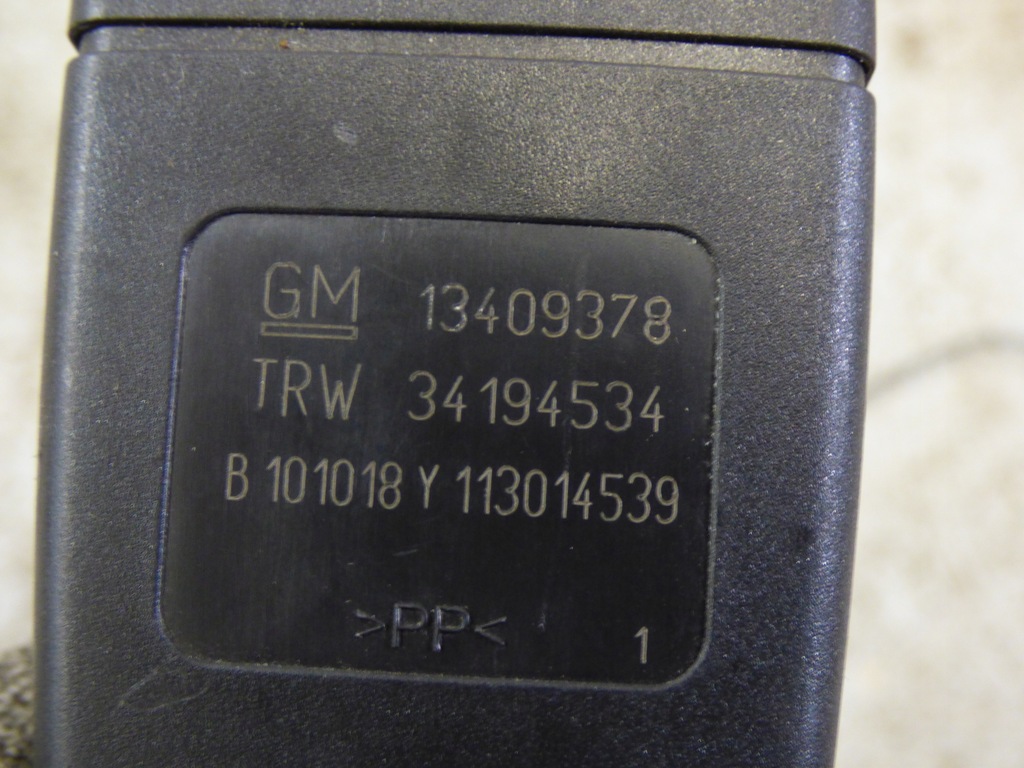 фото №5, Заднее сиденье защёлки ремней opel astra k v kombi