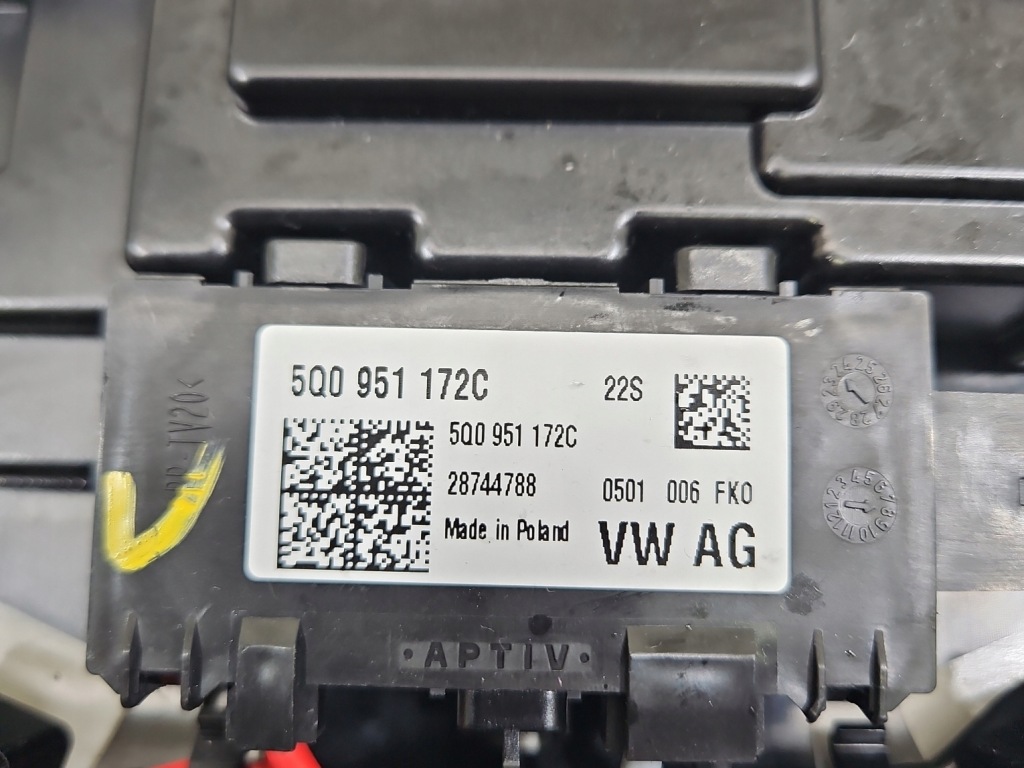 Лампа кабіни лампа skoda superb iv 5q0951172c 5h0959561bm Недорого