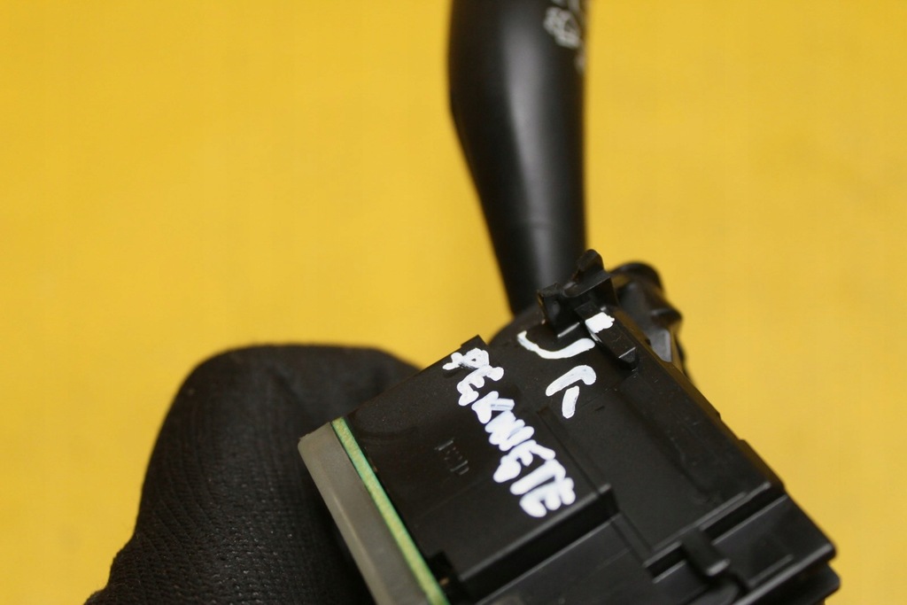 фото №6, Переключатель рычаг дворник mazda 6 vi