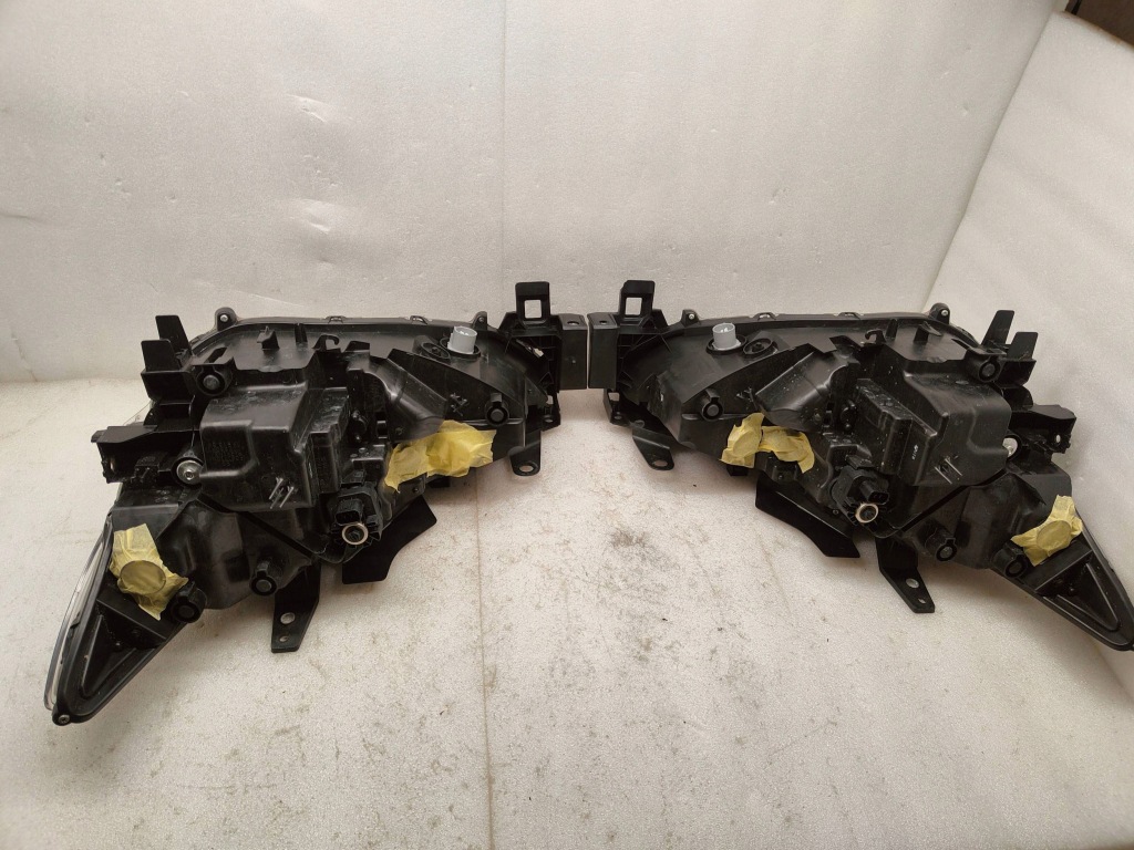 Купити Mazda cx-5 full led комплект лампа передніх kb8m51030/kb8m51040