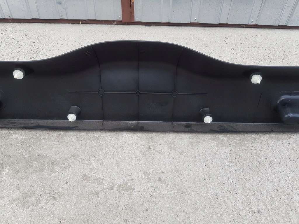 фото №10, Рамка захист внутрішній скло кришки верхньої багажника задня bmw e53 x5 przedlift