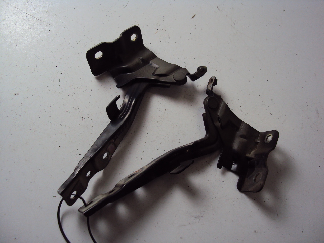 фото №3, Петли капот kia sorento ii 09- eb