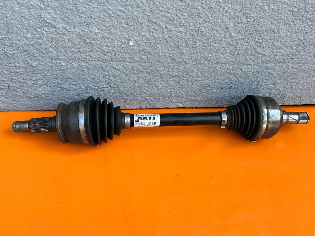 Купить Opel insignia a рестайлинг  22796273 aatj приводной вал левая оригинал .