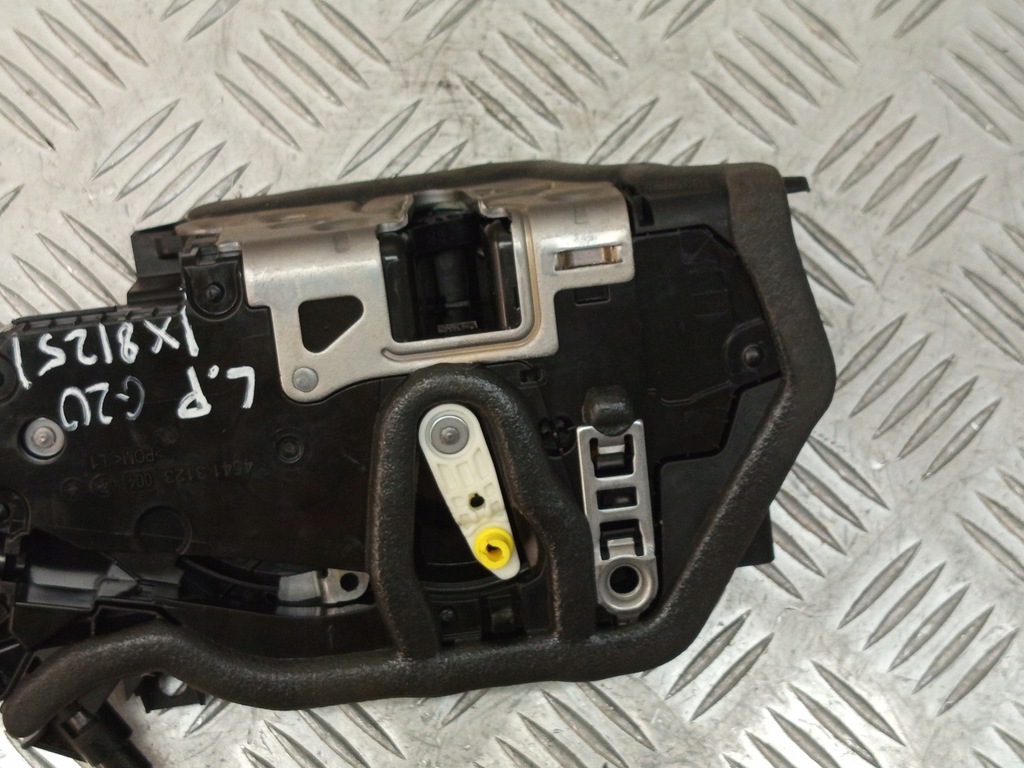 фото №9, Bmw оригінальний номер 7445041 1' f40 2' g42 3' g20 4' i4 g26 x1 u11 замок двері лівий перед