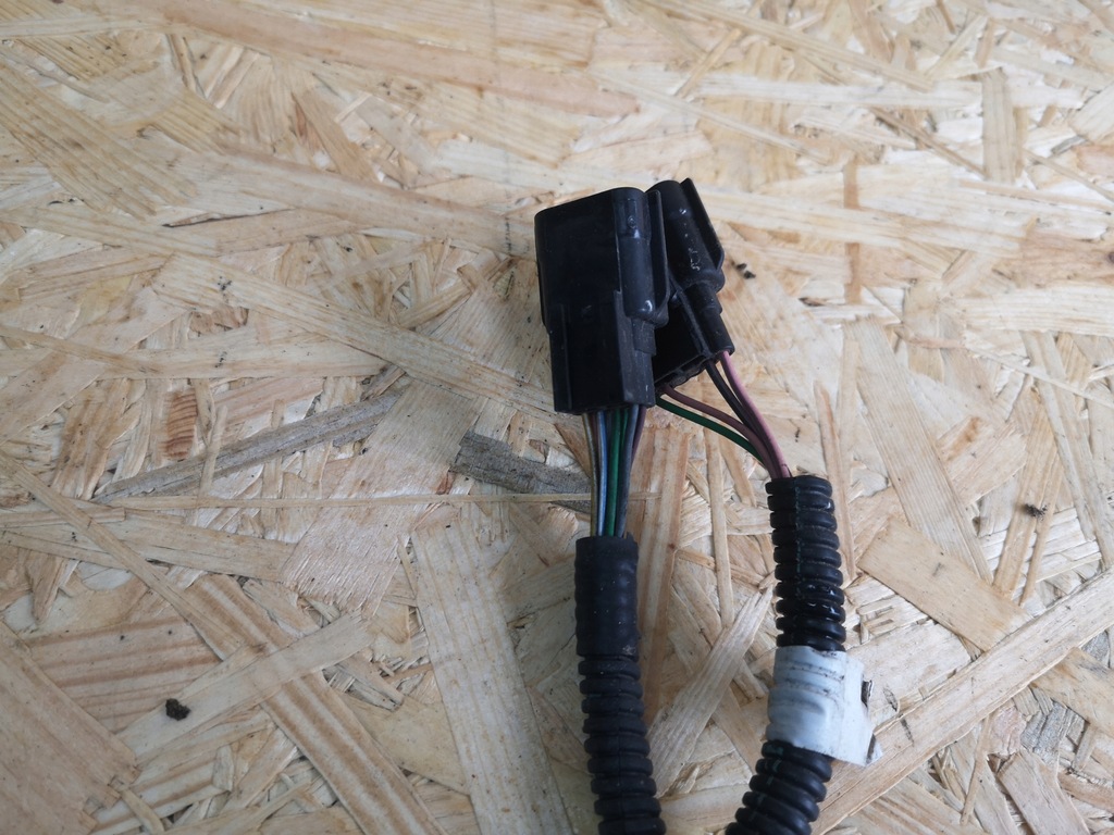 фото №8, Renault kadjar електропроводка бампера задня 4 pdc