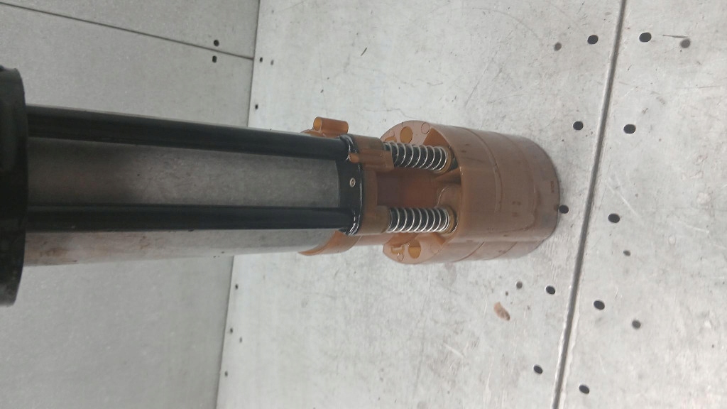 Насос топлива iveco daily 06r 2.3d 504055614 в Украине