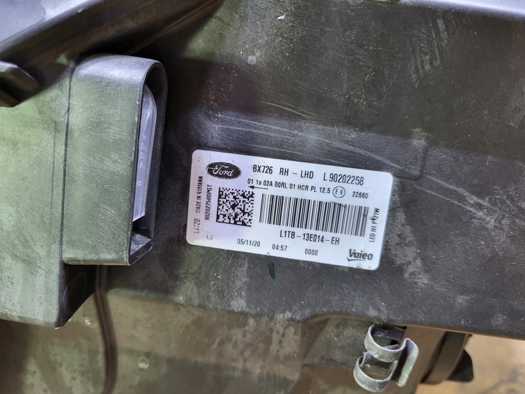 фото №8, Ford puma mk2 лампа перед led правая l1tb-13e014-eh