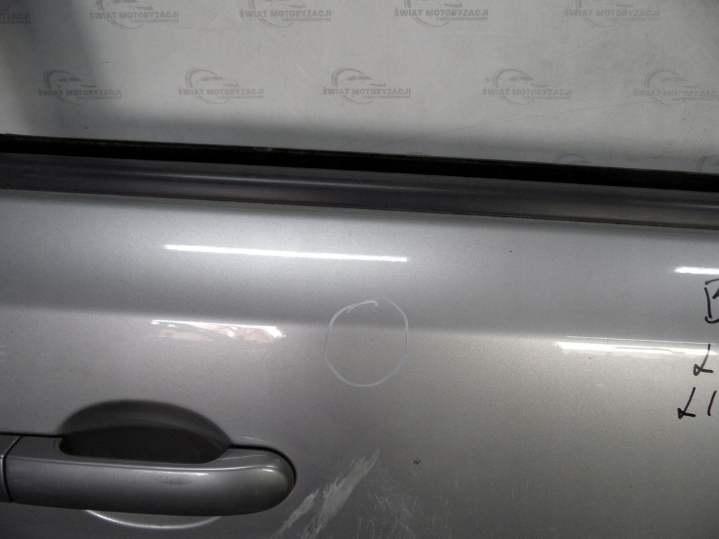 фото №10, Nissan note i lift 10r дверь правый перед