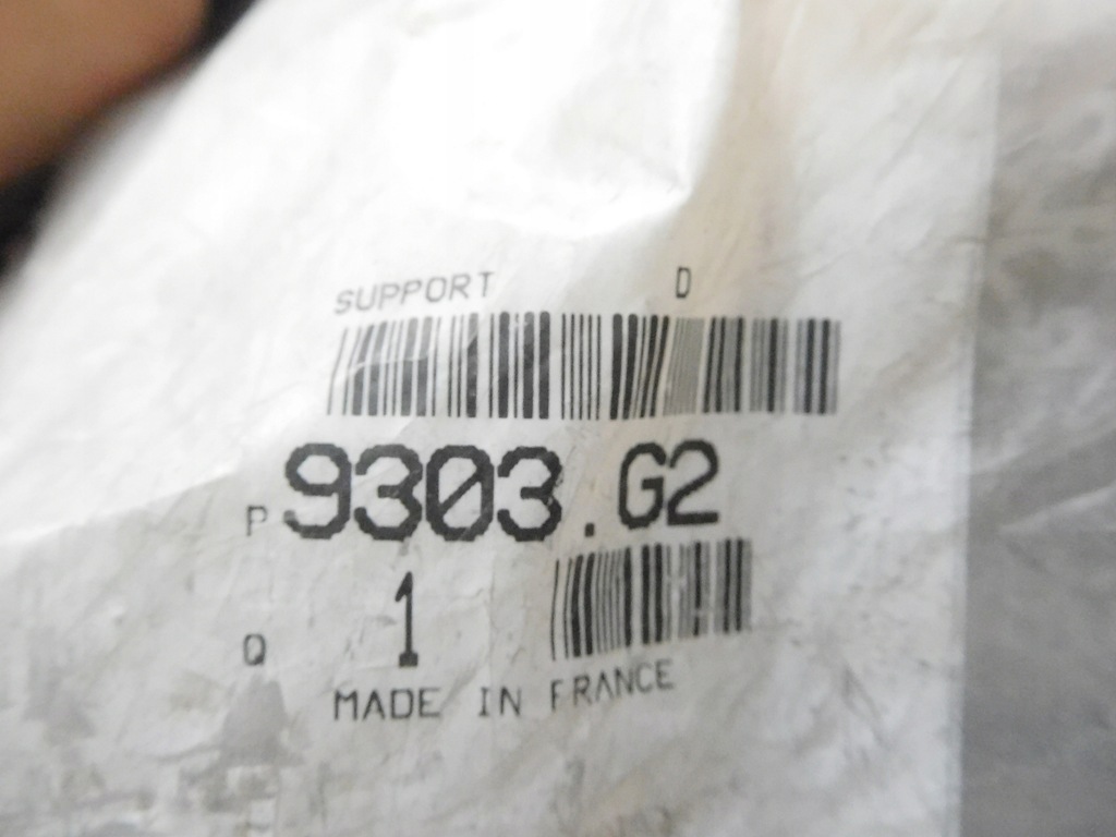 фото №6, Направляющая стекло правая peugeot 306 оригинальный номер 9303.g2