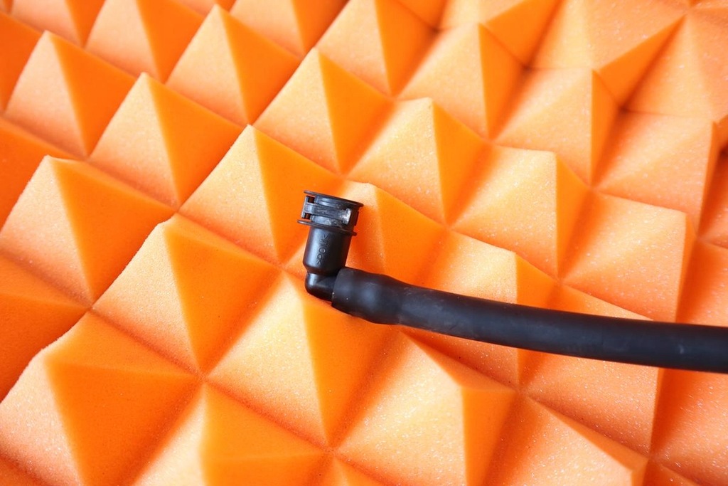 фото №3, Volvo v50 lift wąż труба шланг омивача форсунка