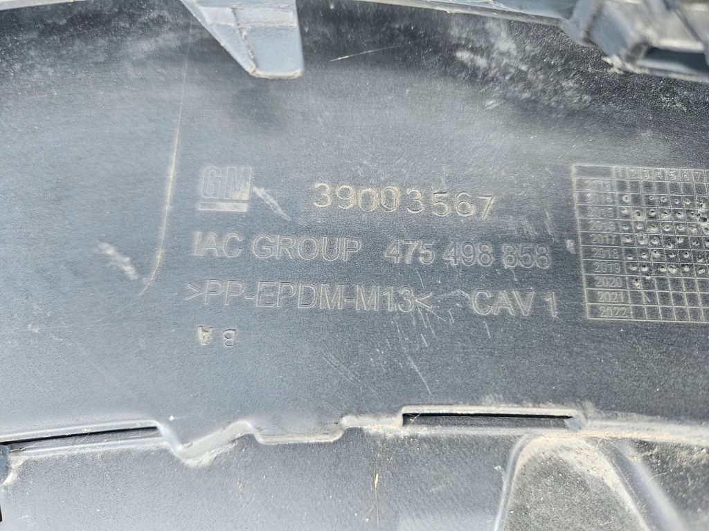 Купити Opel corsa e 14-19 бампер перед pod pdc новий oryg 39003567