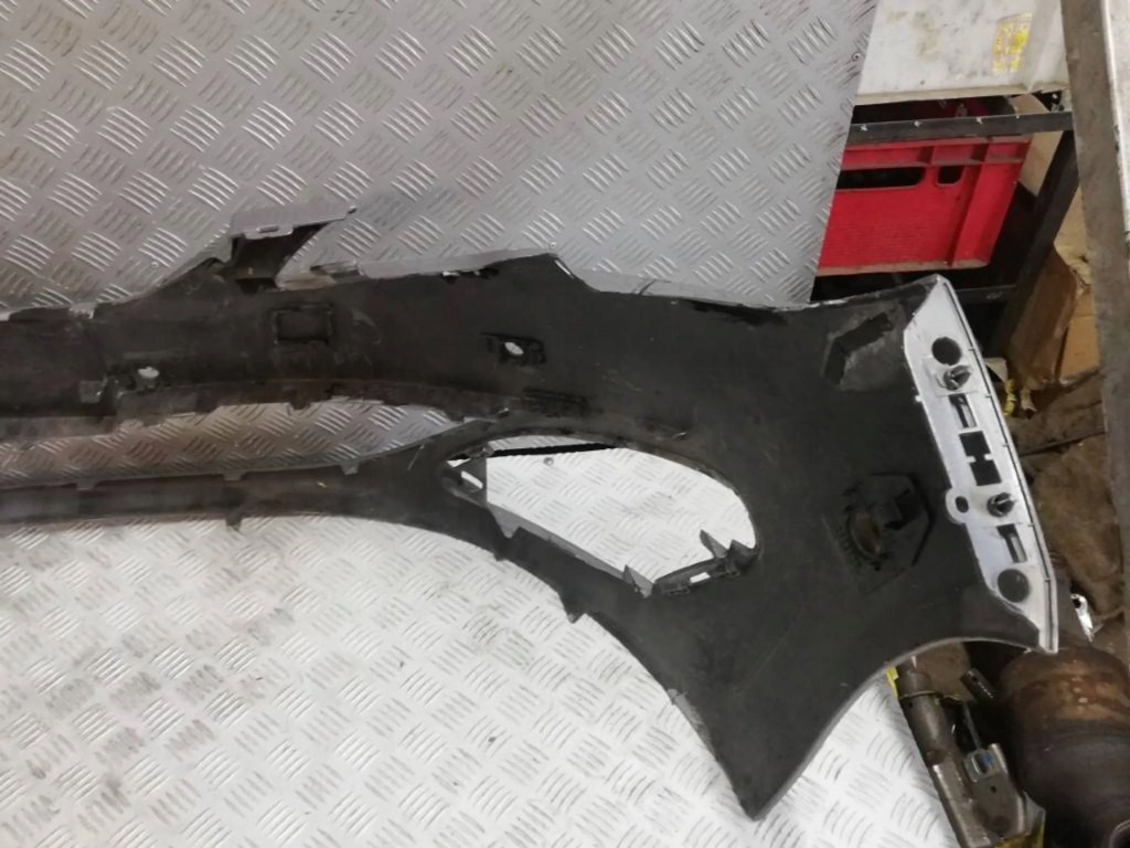 Бампер перед передній peugeot 308 t9 Зі Шроту