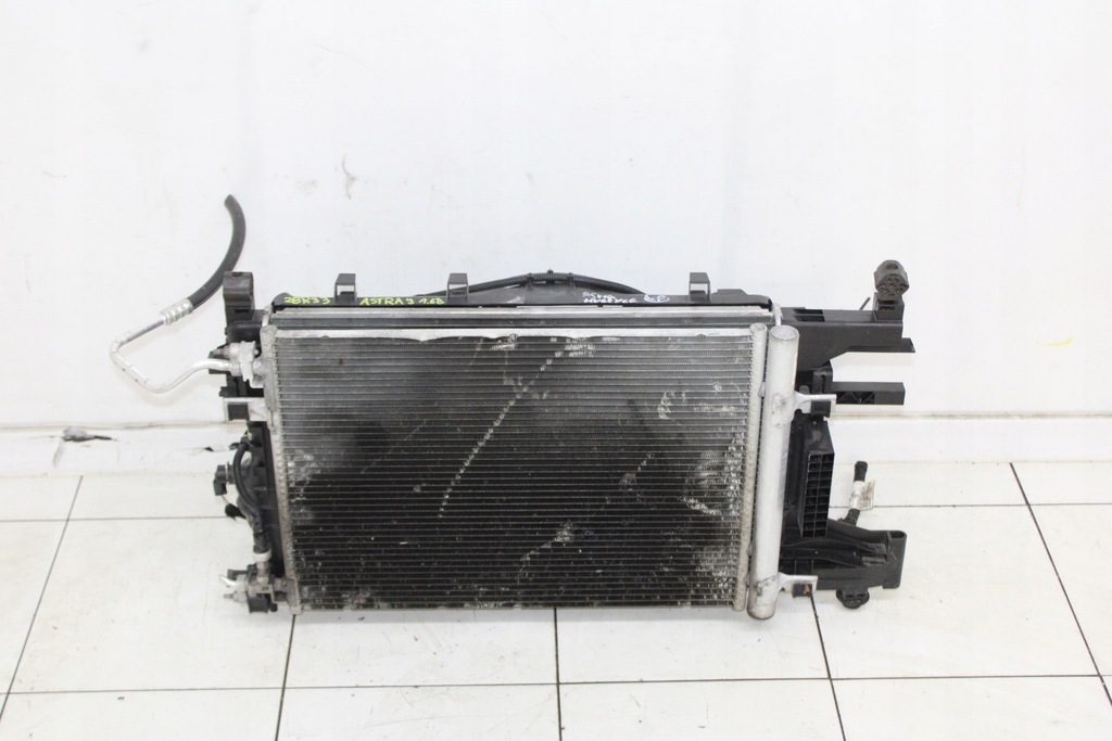 фото №5, Opel astra iv j 2009r- 1.6 b радиатор + вентиляторы комплект