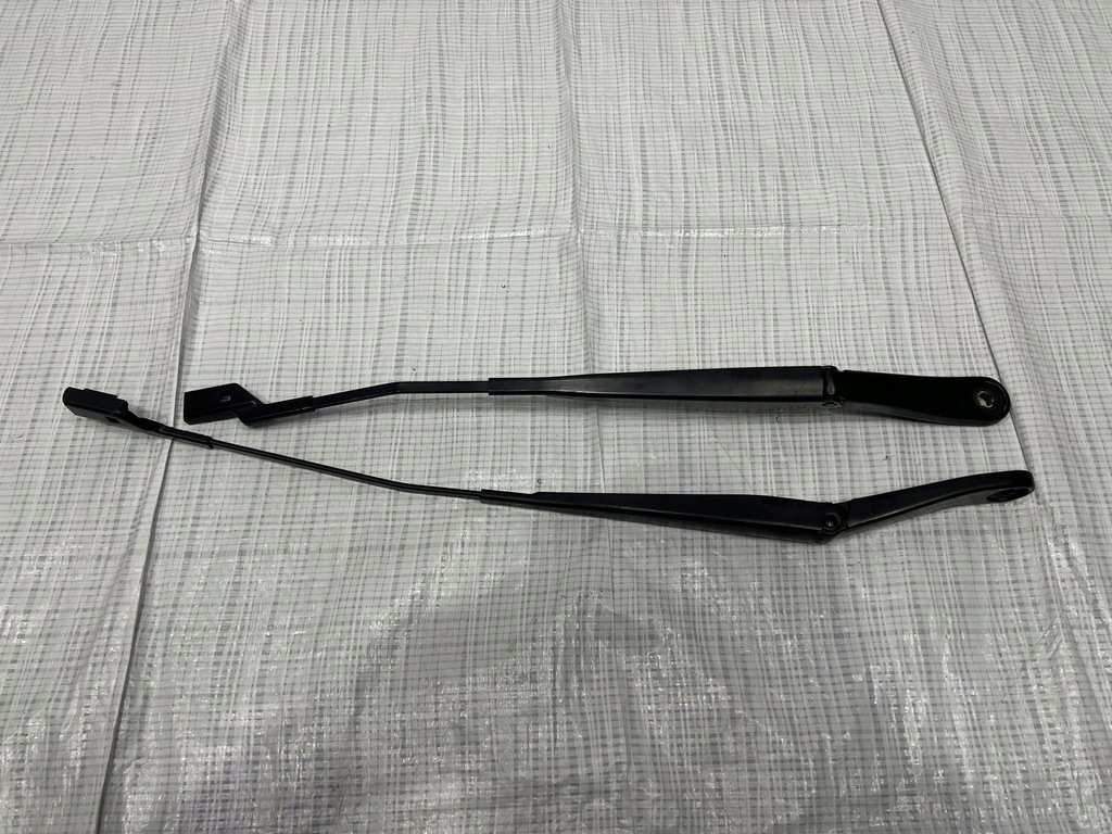 фото №1, Важелі двірник land rover velar l560