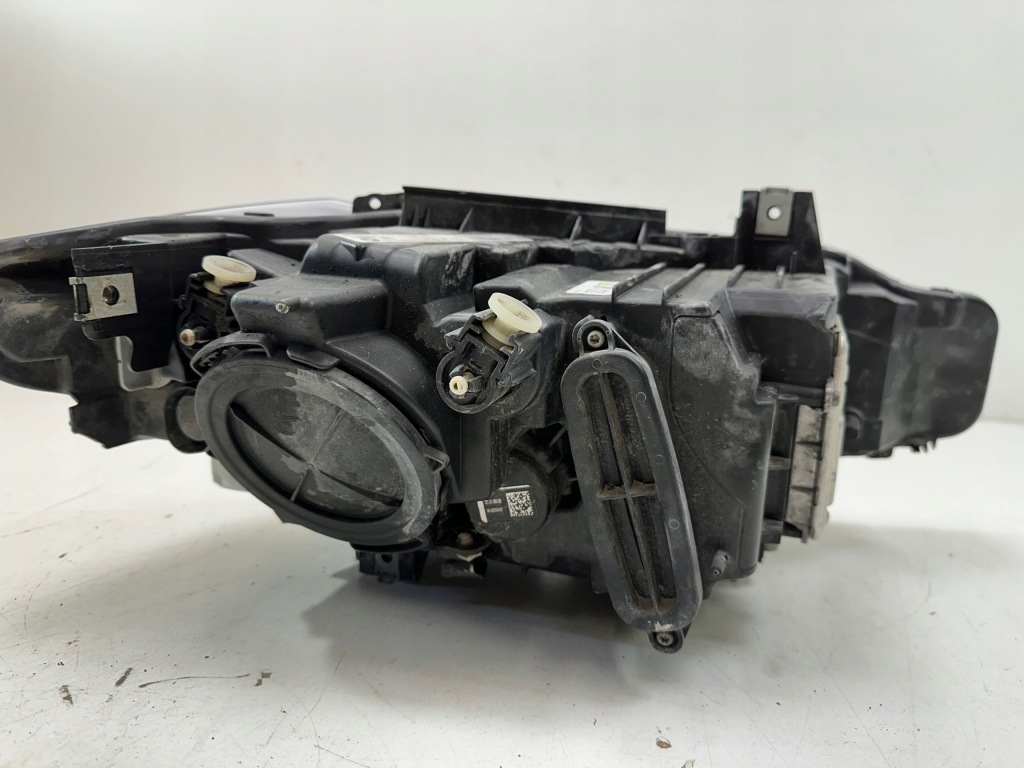 фото №13, Левый ксенон bmw 3 f30 f31 нет поворотный kompletny 7259525