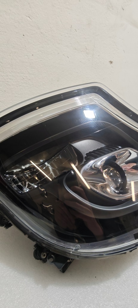 Фара правый перед mercedes actros mp4 mp5 full led в Украине