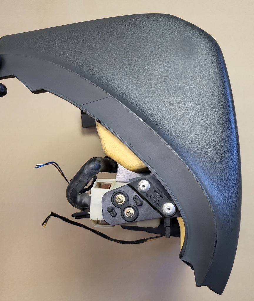 фото №10, Рама защита панель консоли центральной pod климатроник audi a3 8l оригинальный номер eu