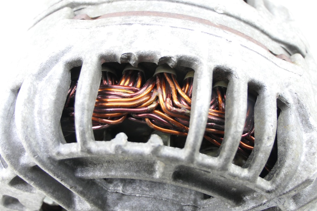 Купити Генератор audi a3 8p golf vi 2.0 tdi 0124525187