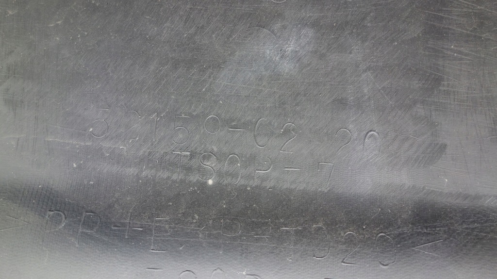 фото №10, Toyota corolla e18 e16 2013- 13- бампер задняя задний / 4849