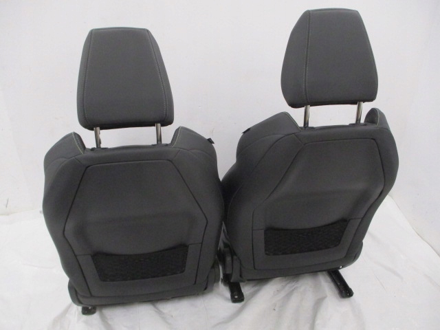 фото №15, Peugeot 2008 ii gt сиденья заднее сиденье задняя задняя