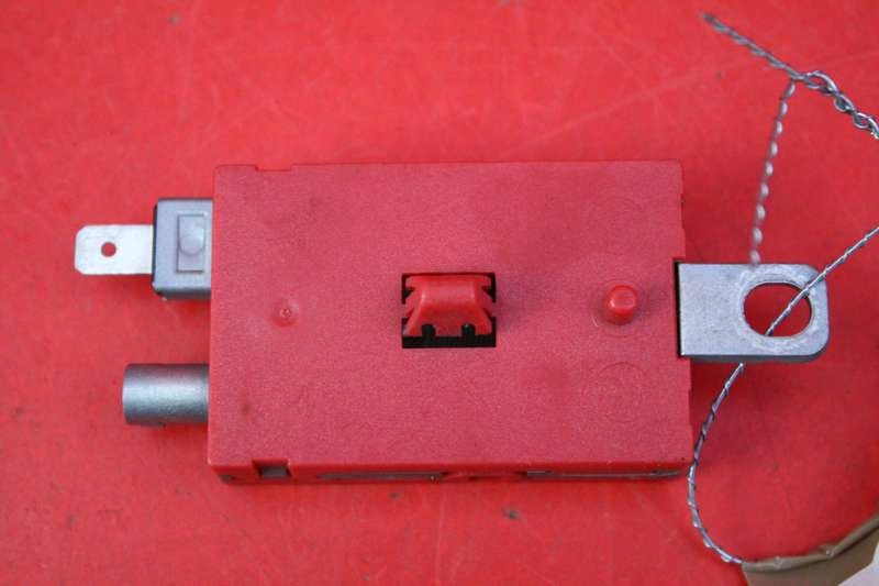 Усилитель антенны 7cp1-18c847-pa volvo v60 10-13 Недорого