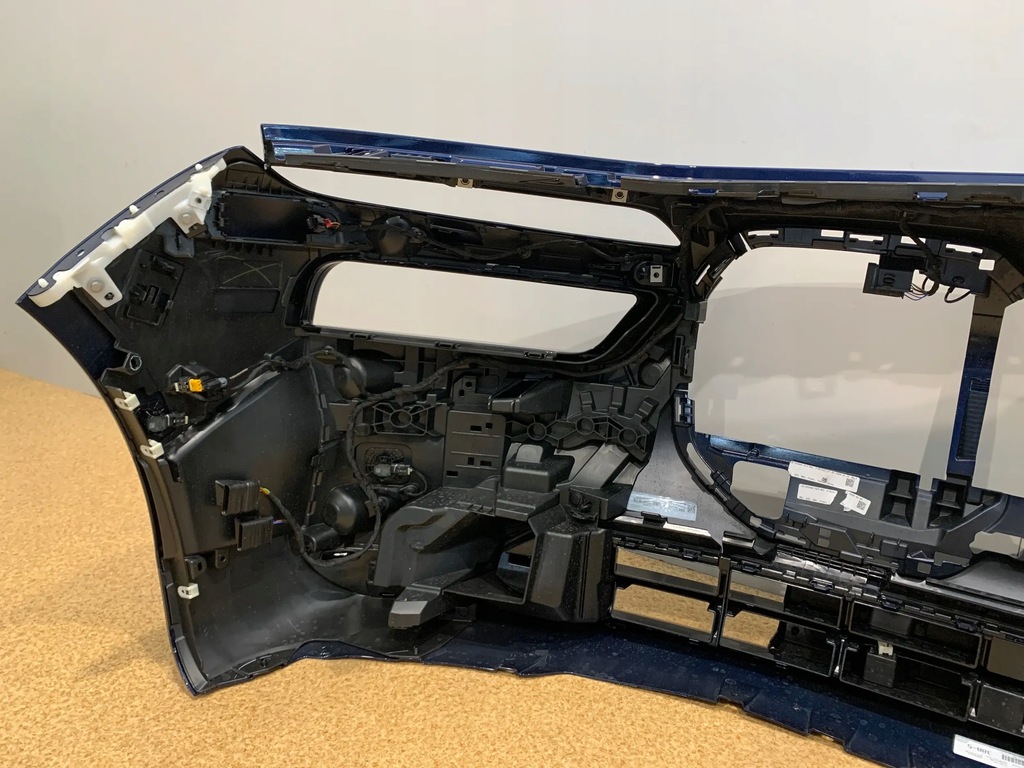 фото №7, Bmw 7 g70 бампер перед передний kompletny цвет c3z