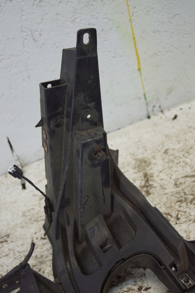 фото №7, Напрямна кронштейн крила праве bmw x5 e70 7157984