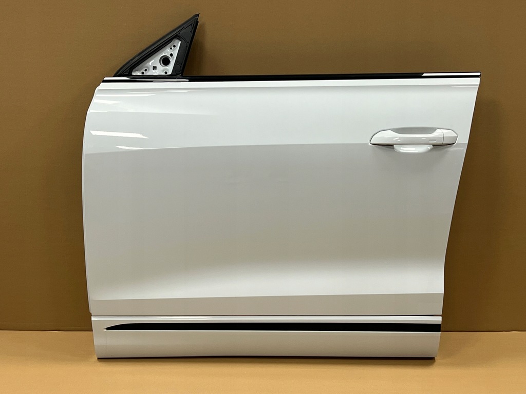 фото №1, Audi q8 4m дверь передние левая ls9r