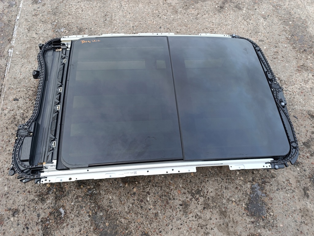 фото №1, Bmw 2 u06 люк панорама