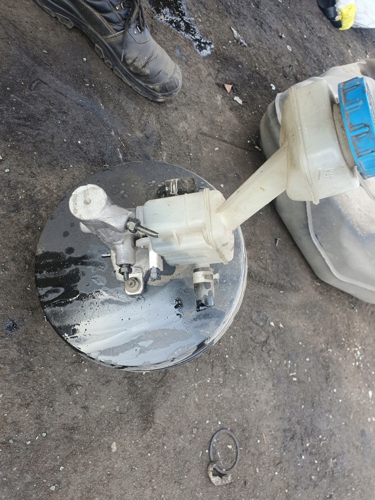 фото №14, Бак топлива помпа nissan primera p12 1.6 benz 2004 foto хэтчбек kyo